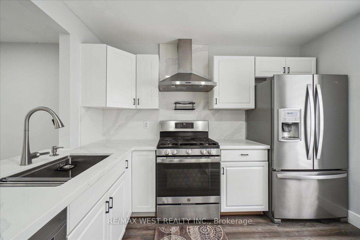 Photo 16 of Unit 30, 211 Kingham Road, Halton Hills, Acton — HOMEH