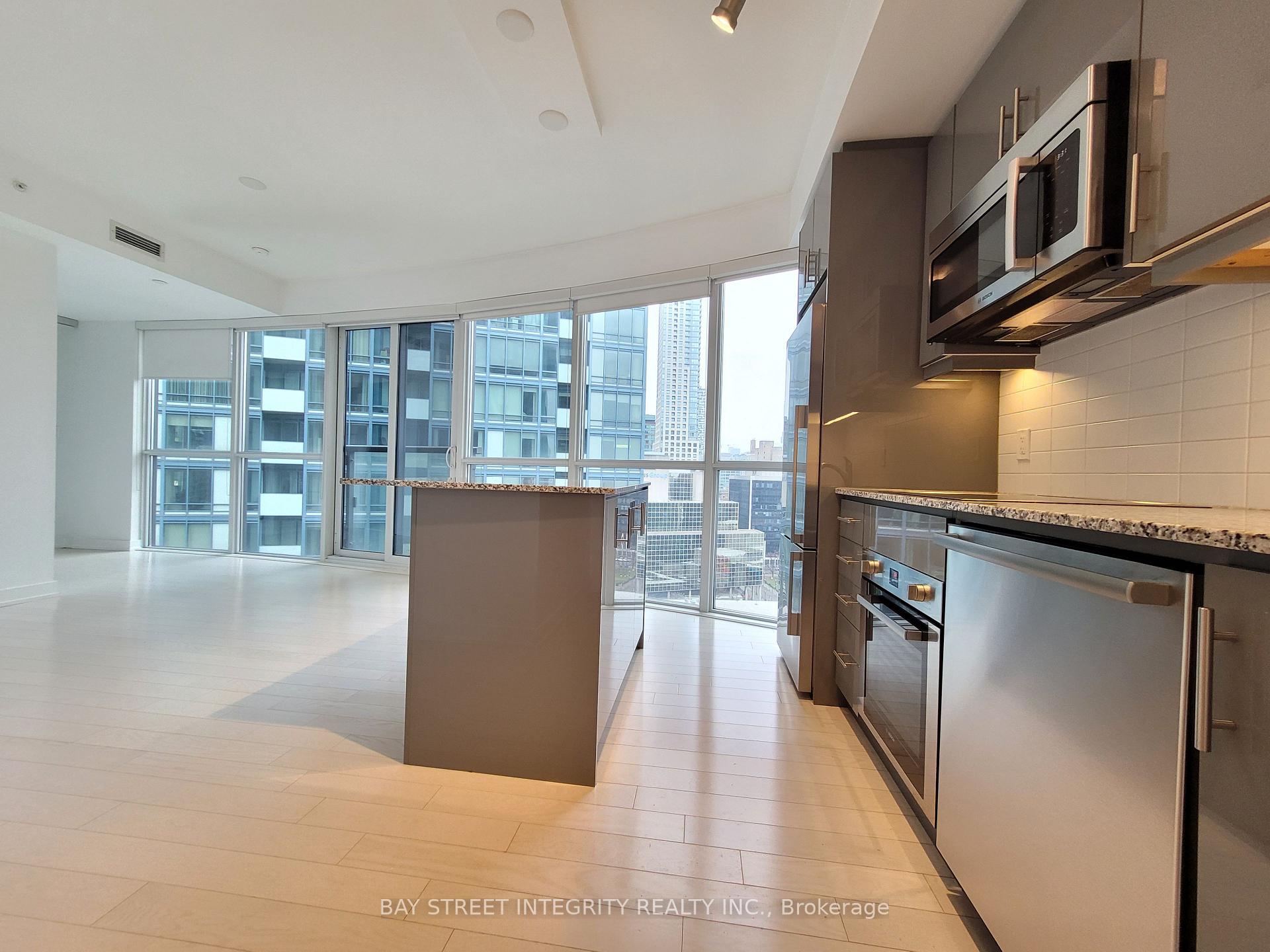 Photo 5 of Unit 1705, 1 The Esplanade Drive, Toronto, Waterfront Communities — HOMEH