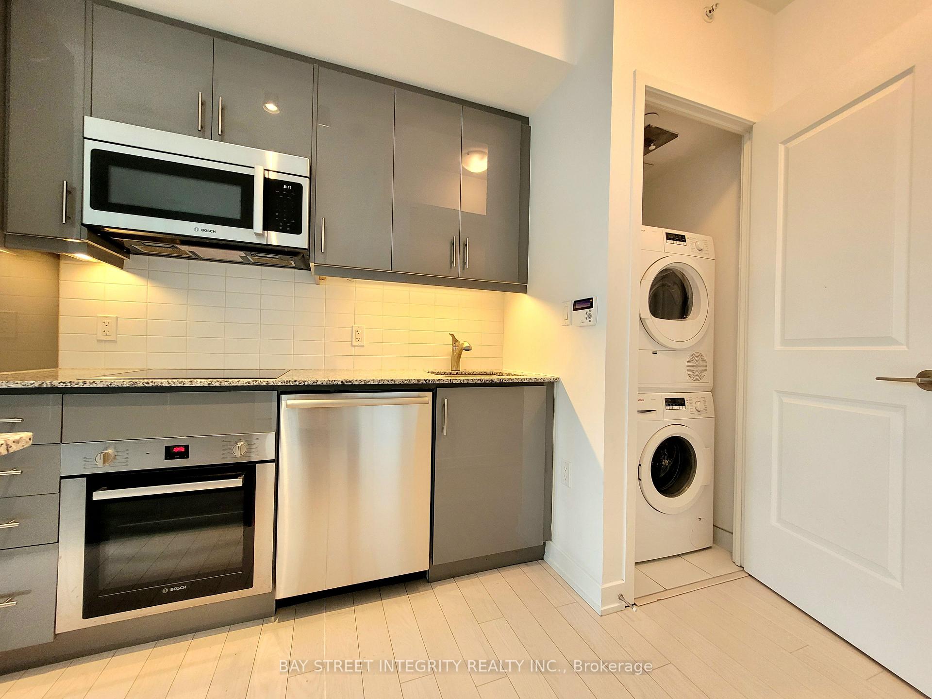 Photo 7 of Unit 1705, 1 The Esplanade Drive, Toronto, Waterfront Communities — HOMEH