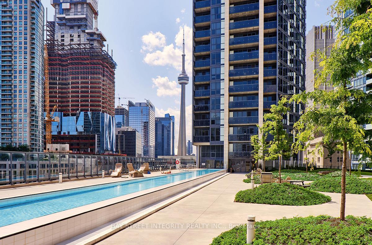 Photo 16 of Unit 1705, 1 The Esplanade Drive, Toronto, Waterfront Communities — HOMEH