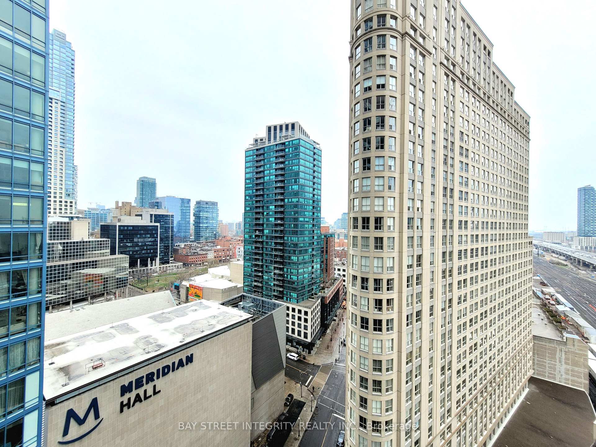 Photo 17 of Unit 1705, 1 The Esplanade Drive, Toronto, Waterfront Communities — HOMEH