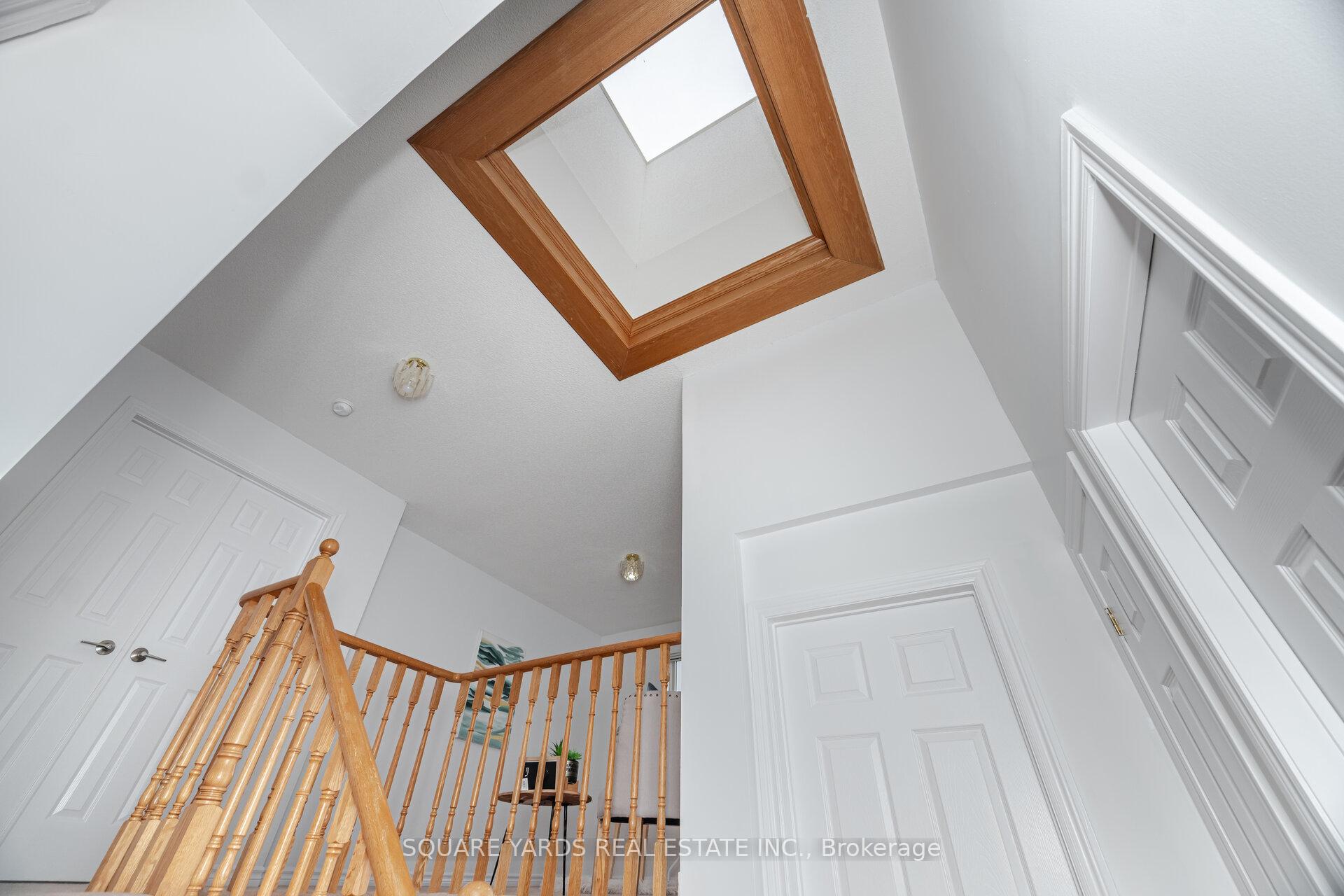 Photo 19 of 23 Huntington Drive, Barrie, Northwest — HOMEH