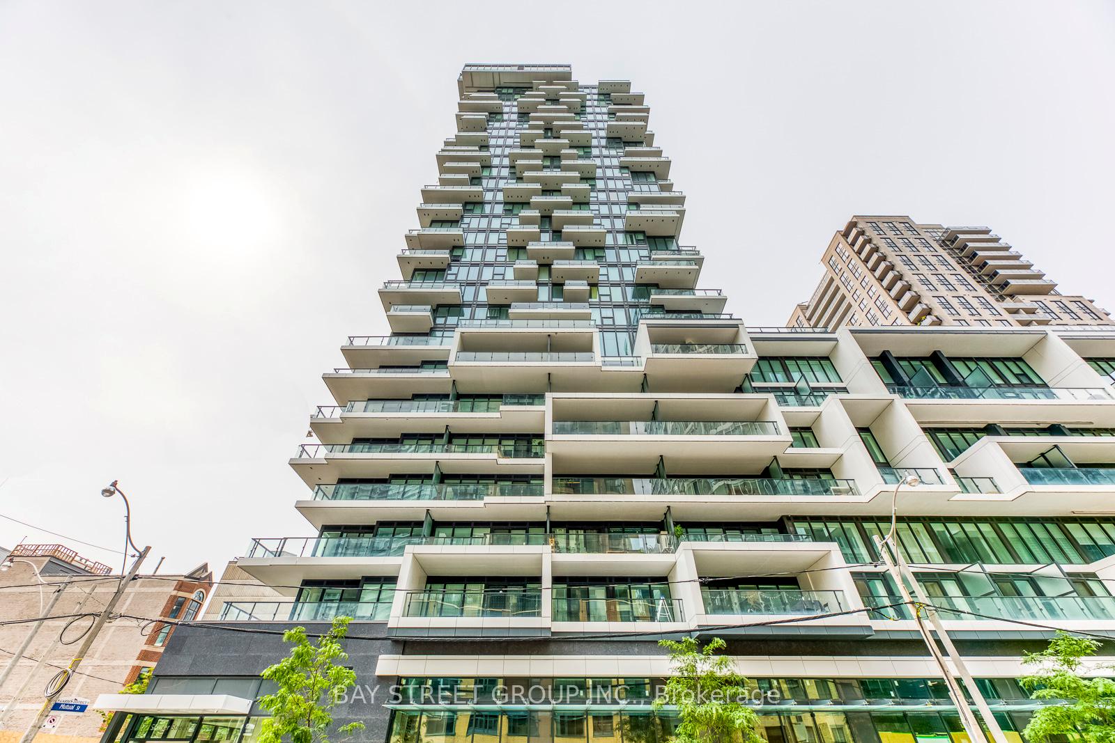 Front of Unit 1116, 77 Shuter Street