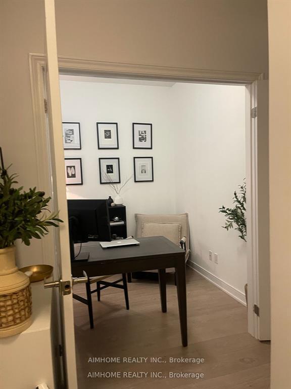 Photo 4 of Unit 801, 88 Scott Street, Toronto, Church-Yonge Corridor — HOMEH