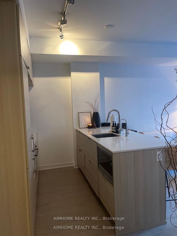 Photo 10 of Unit 801, 88 Scott Street, Toronto, Church-Yonge Corridor — HOMEH
