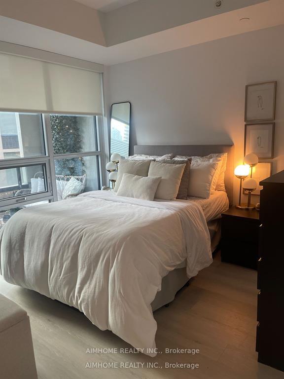 Photo 54 of Unit 801, 88 Scott Street, Toronto, Church-Yonge Corridor — HOMEH