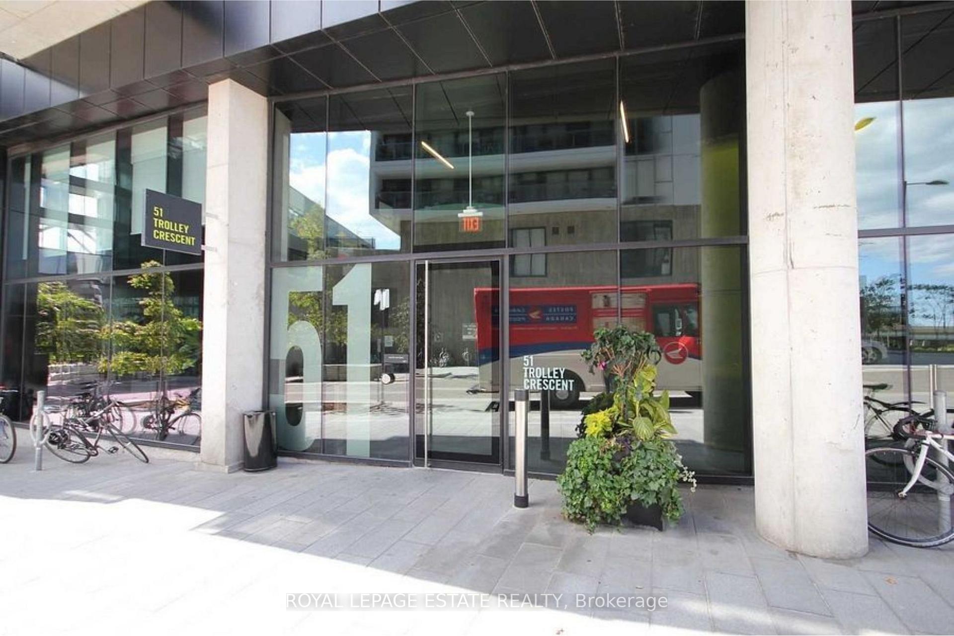 Photo 2 of Unit 303, 51 Trolley Crescent, Toronto, Moss Park — HOMEH
