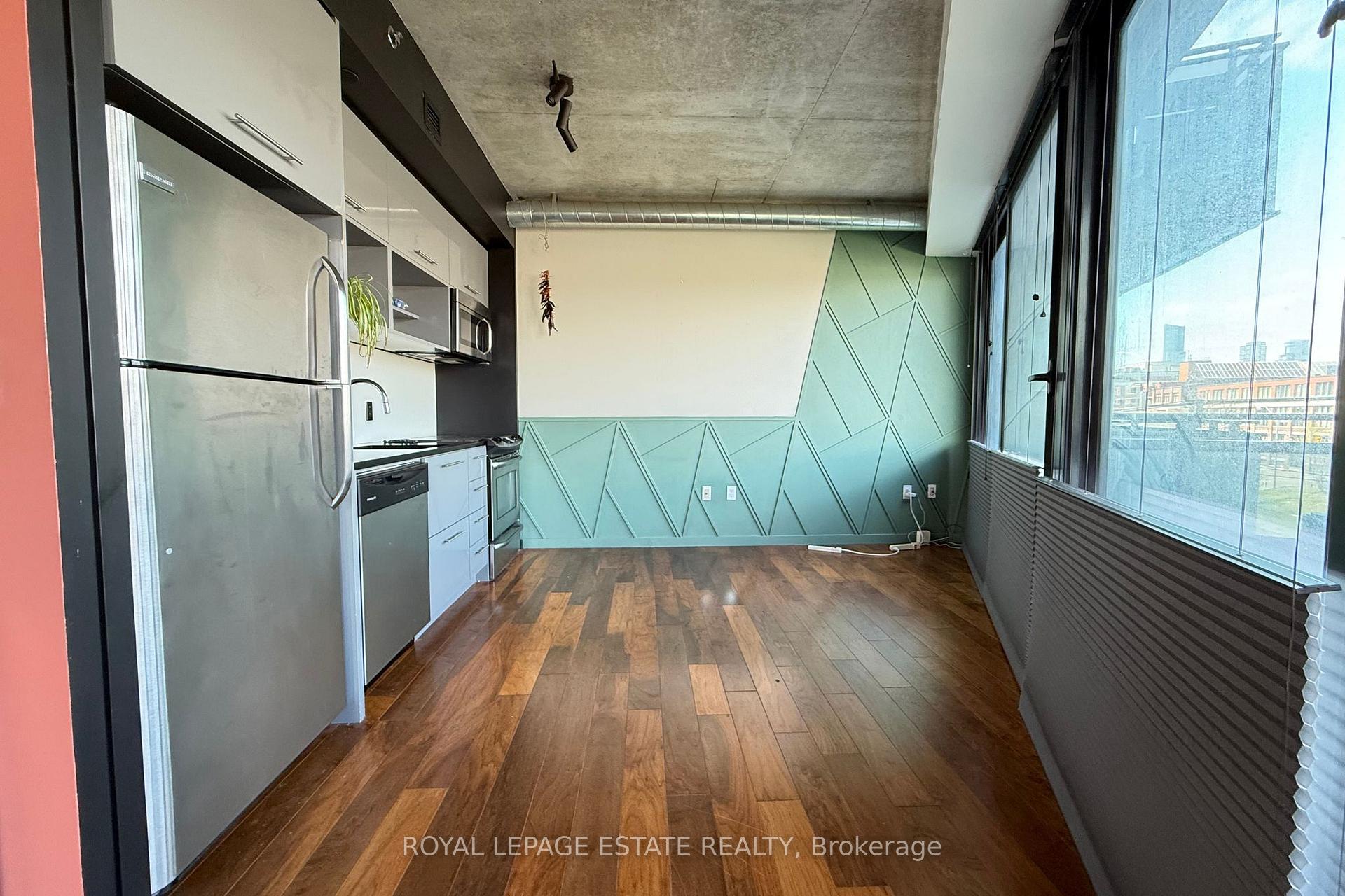 Photo 5 of Unit 303, 51 Trolley Crescent, Toronto, Moss Park — HOMEH