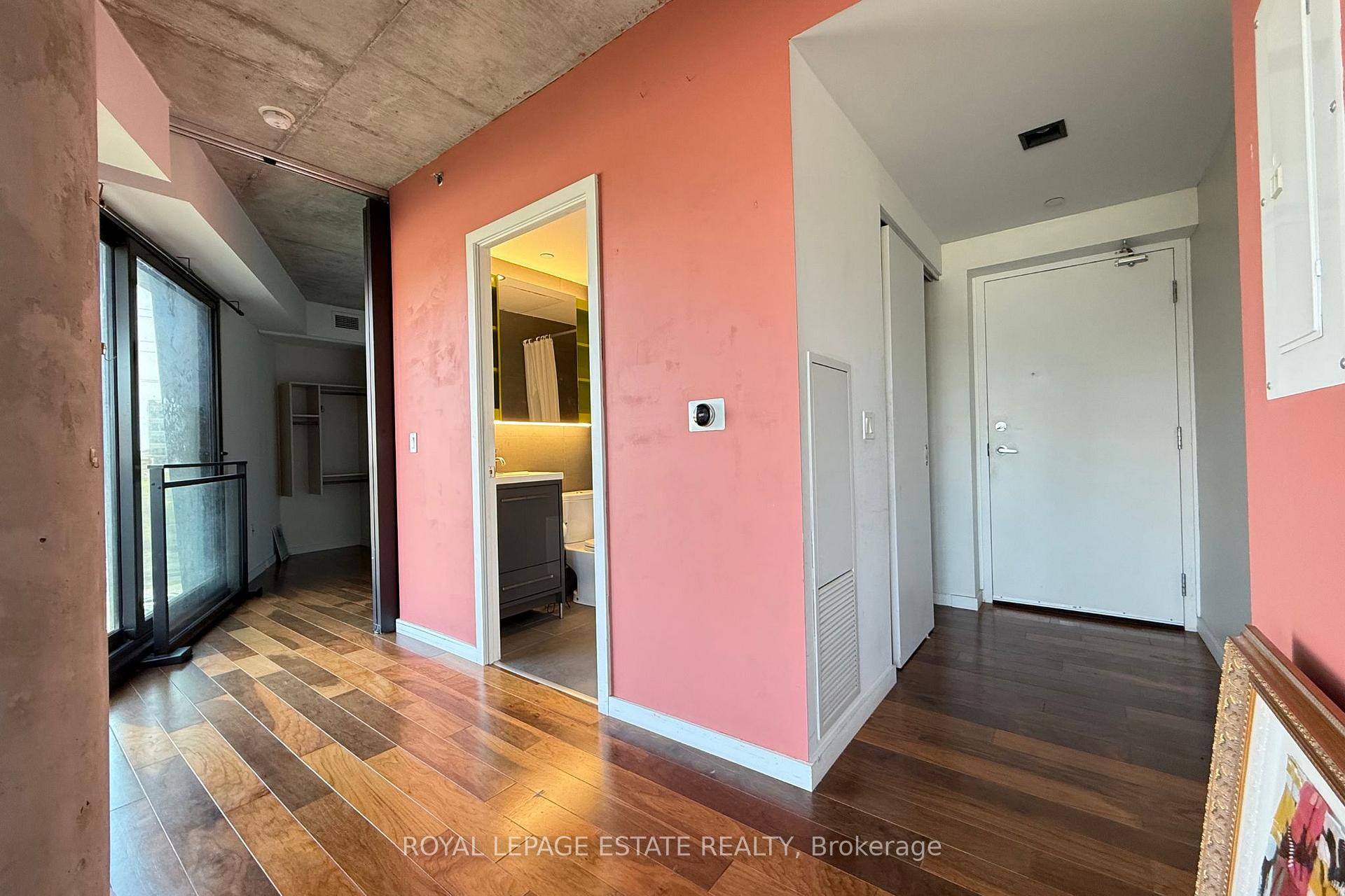 Photo 6 of Unit 303, 51 Trolley Crescent, Toronto, Moss Park — HOMEH