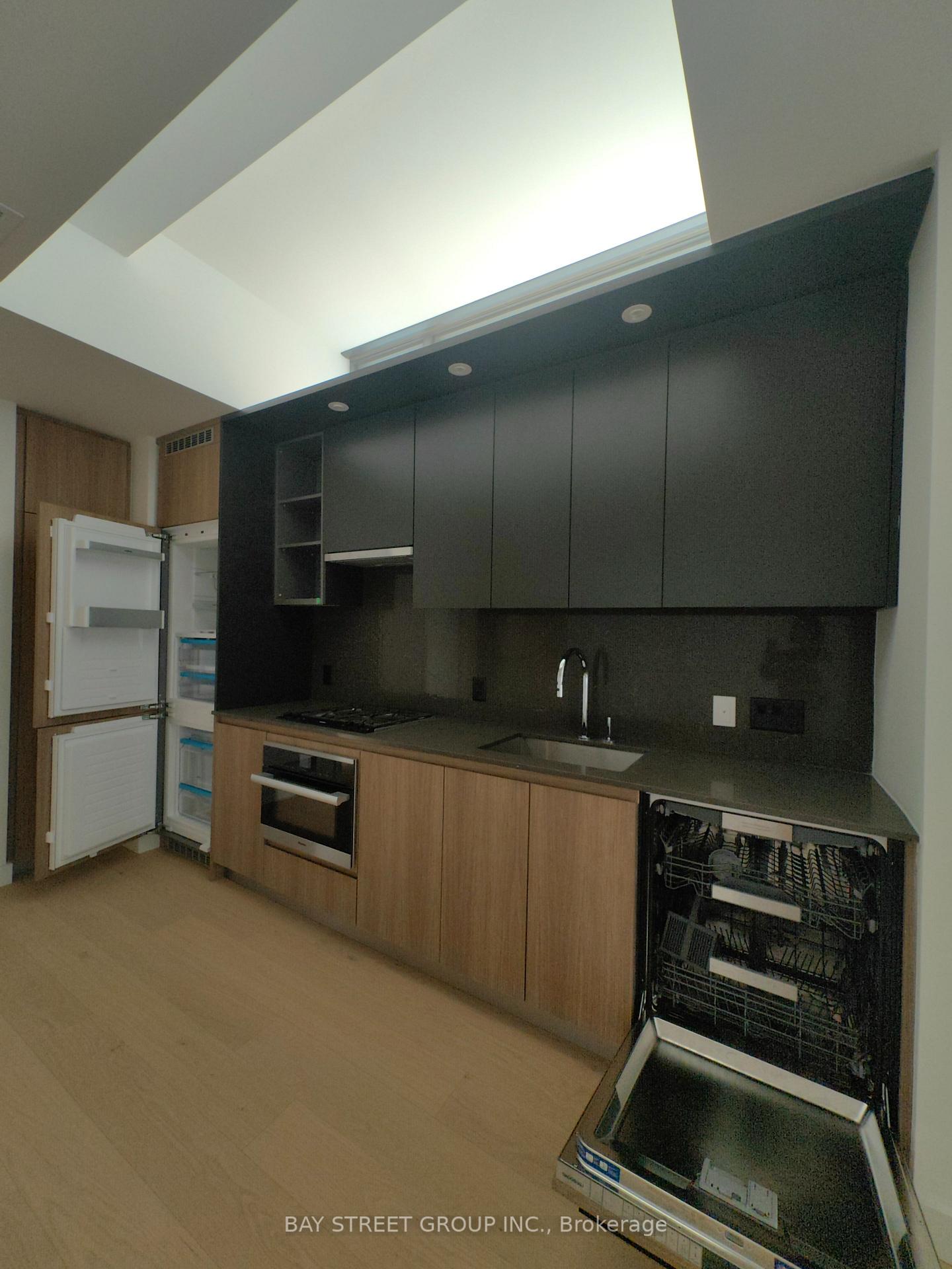 Front of Unit 204, 81 Wellesley Street E