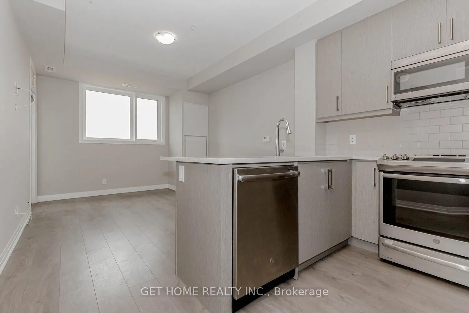 Photo 16 of Unit 517, 1105 Leger Way, Milton, Ford — HOMEH