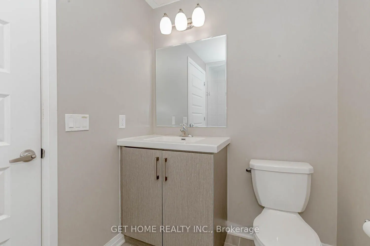 Photo 31 of Unit 517, 1105 Leger Way, Milton, Ford — HOMEH