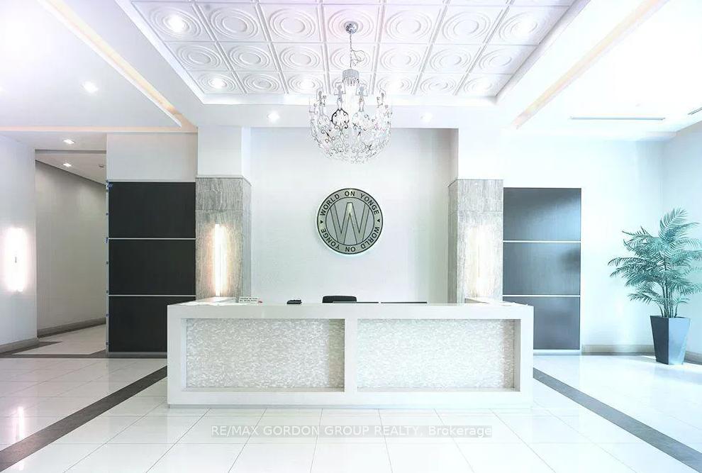Photo 2 of Unit 1102, 7171 Yonge Street, Markham, Grandview — HOMEH