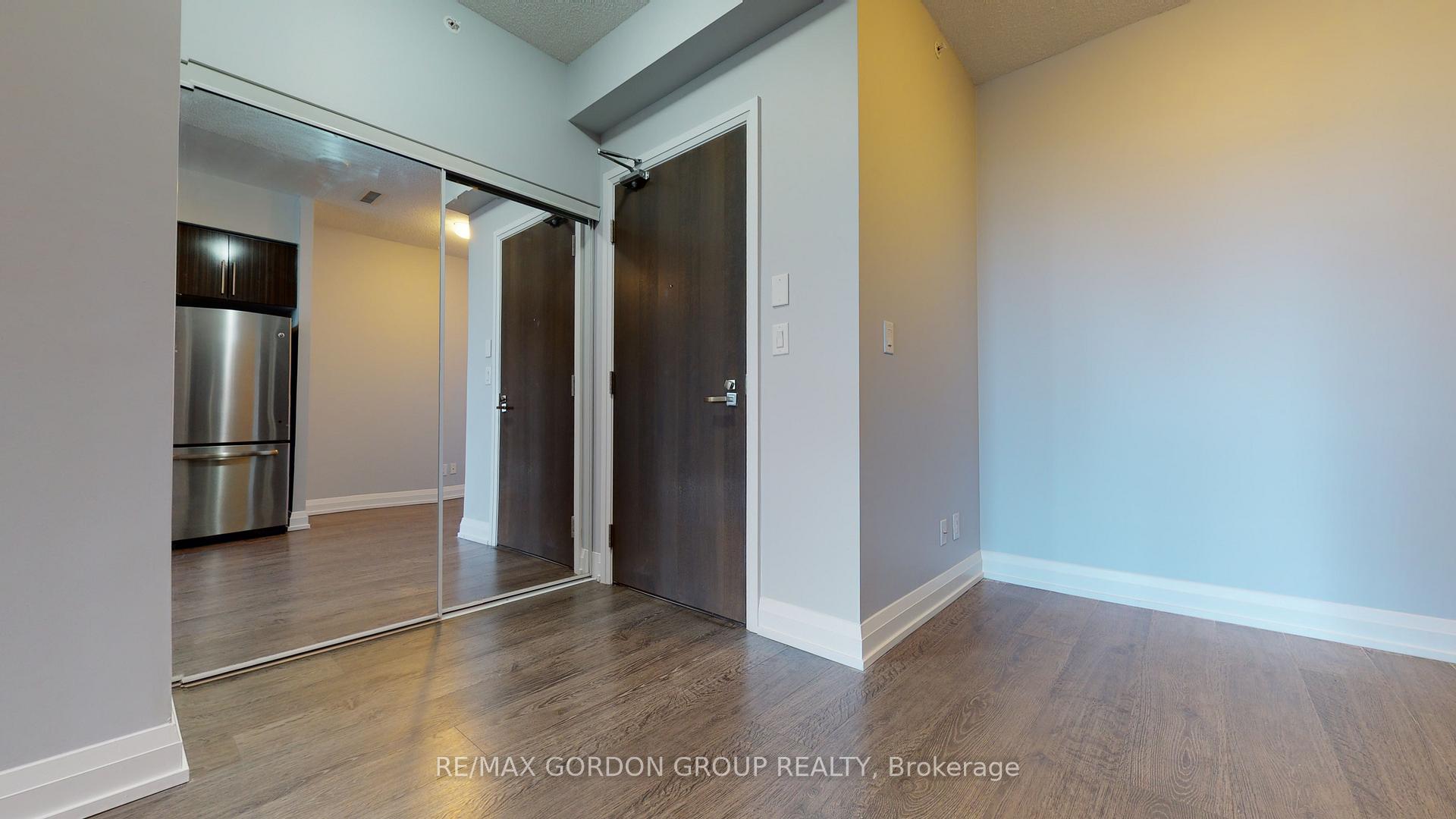 Photo 11 of Unit 1102, 7171 Yonge Street, Markham, Grandview — HOMEH