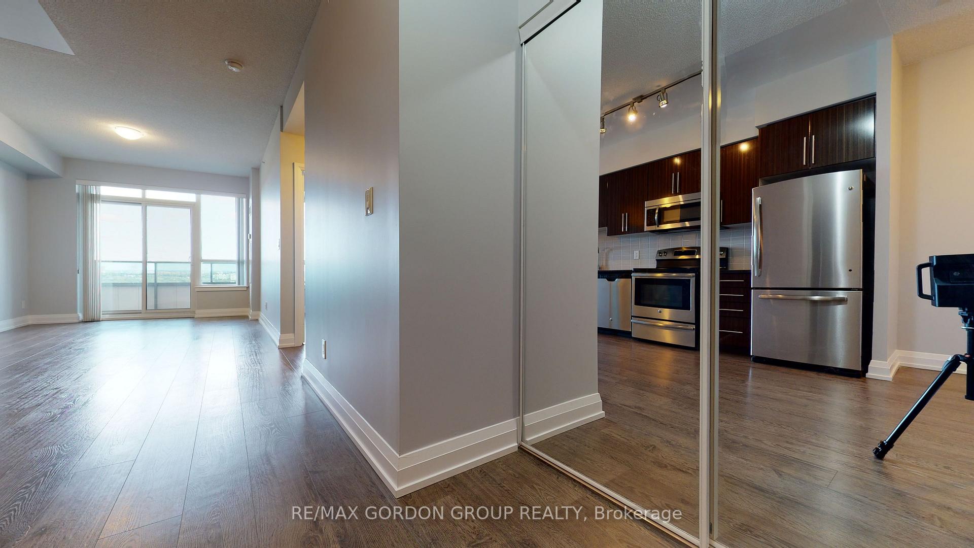 Photo 12 of Unit 1102, 7171 Yonge Street, Markham, Grandview — HOMEH