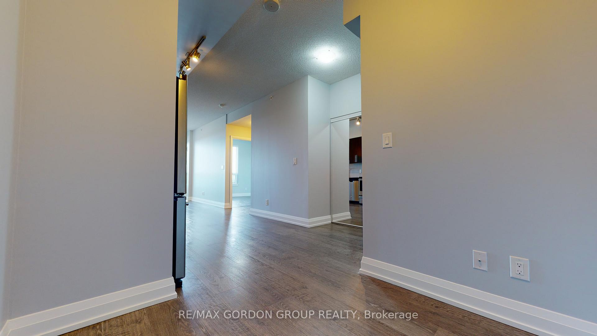 Photo 16 of Unit 1102, 7171 Yonge Street, Markham, Grandview — HOMEH