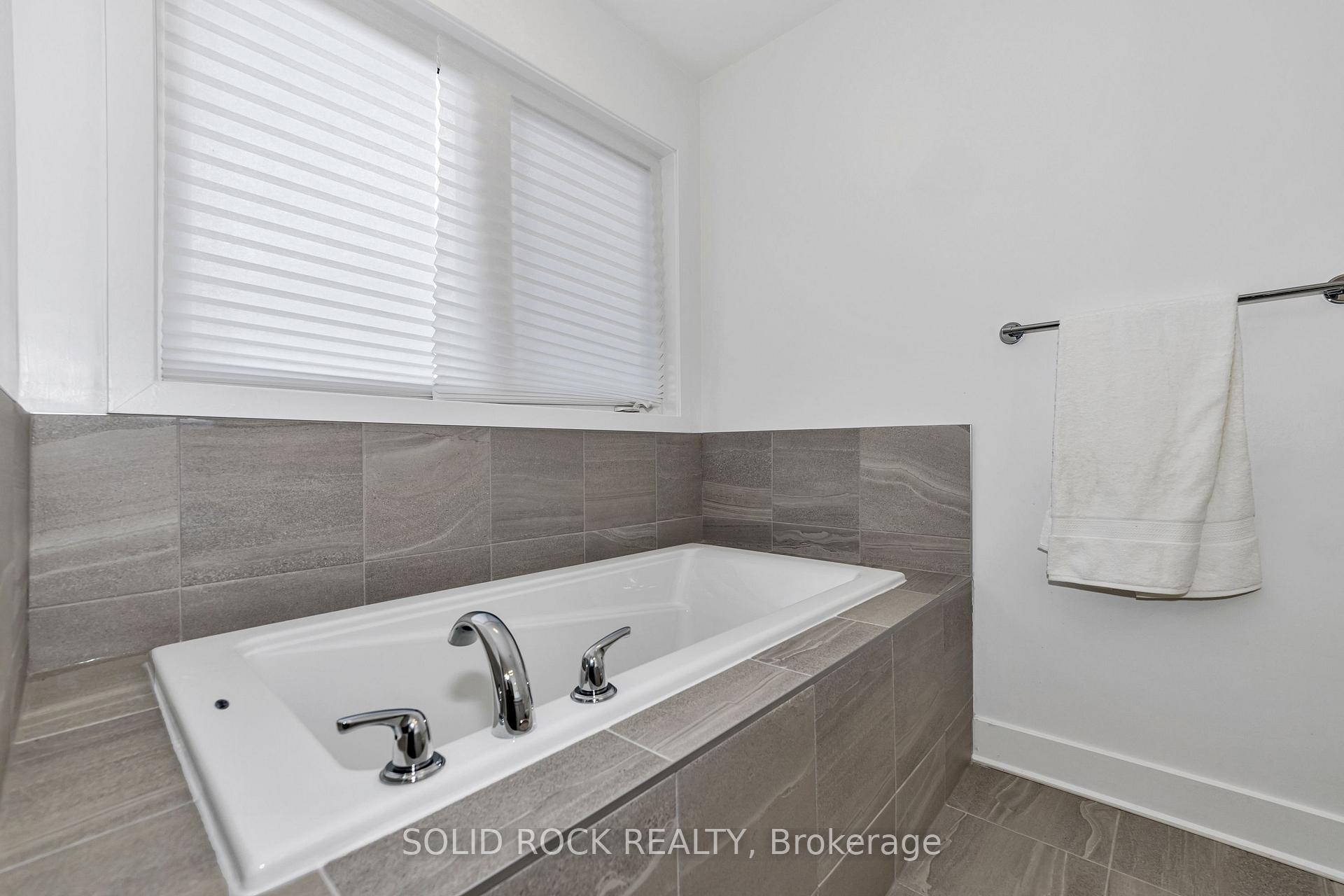 Photo 25 of 164 Minikan Street, Ottawa, Blossom Park/Kemp Park/Findlay Creek — HOMEH