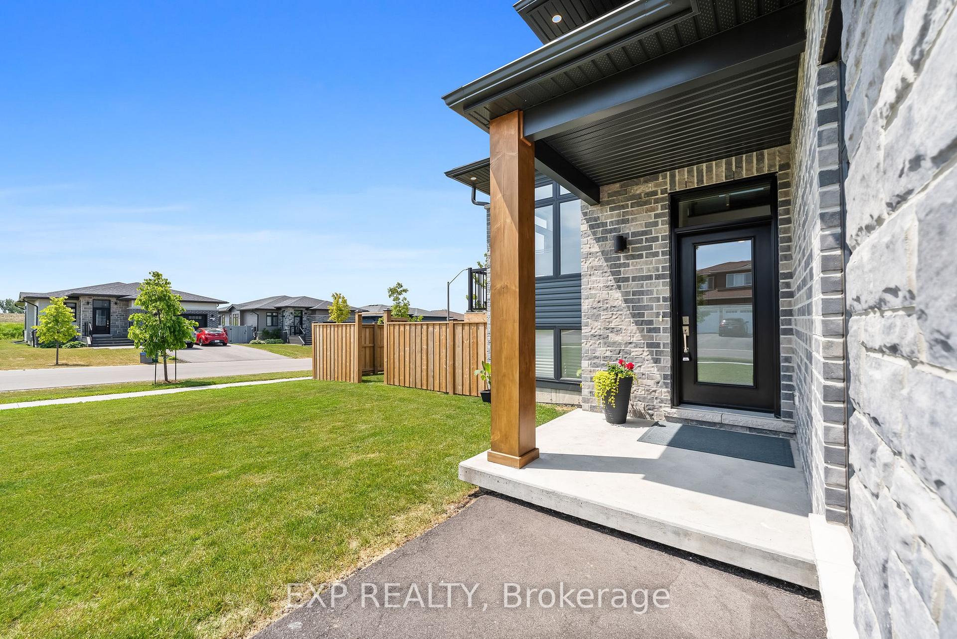 Photo 3 of 64 Prairie Run Road, Prince Edward County, Sophiasburg Ward — HOMEH