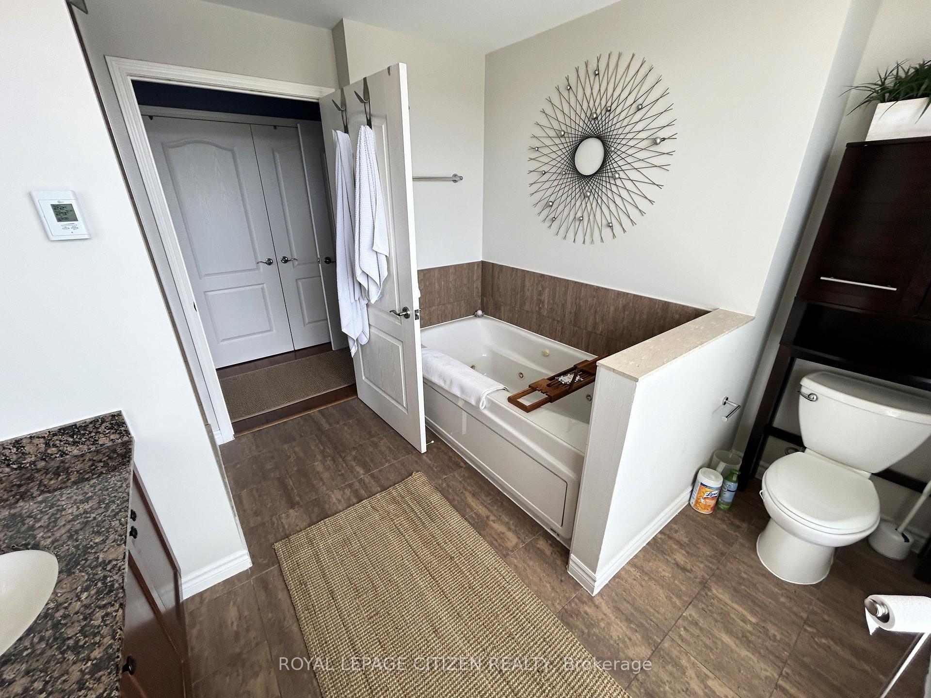 Photo 26 of Unit 1001, 699 Aberdeen Boulevard, Midland — HOMEH