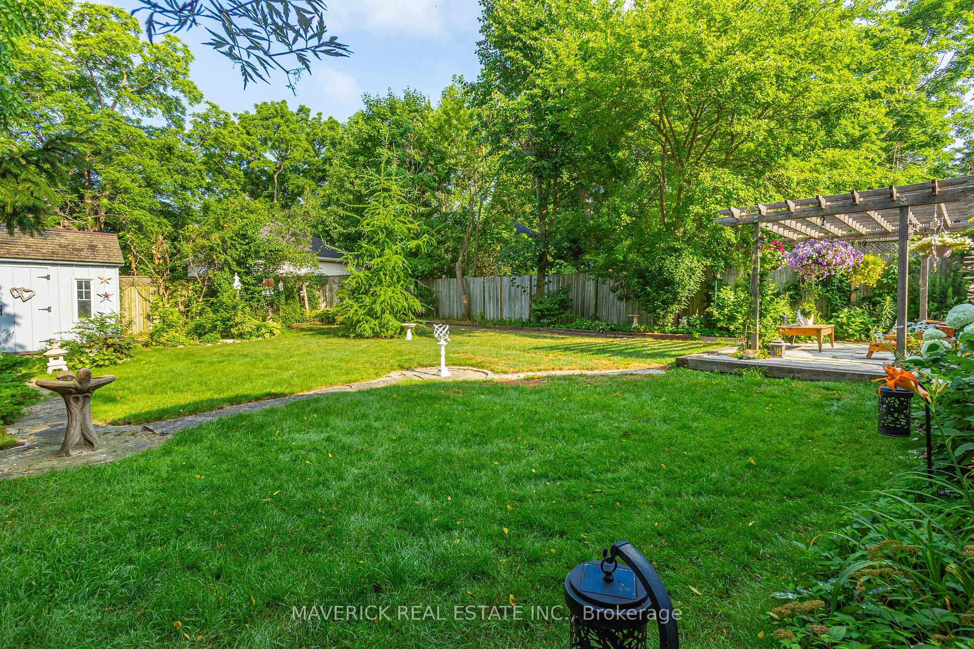 Photo 7 of 16 Crescent Avenue, Central Elgin, Lynhurst — HOMEH