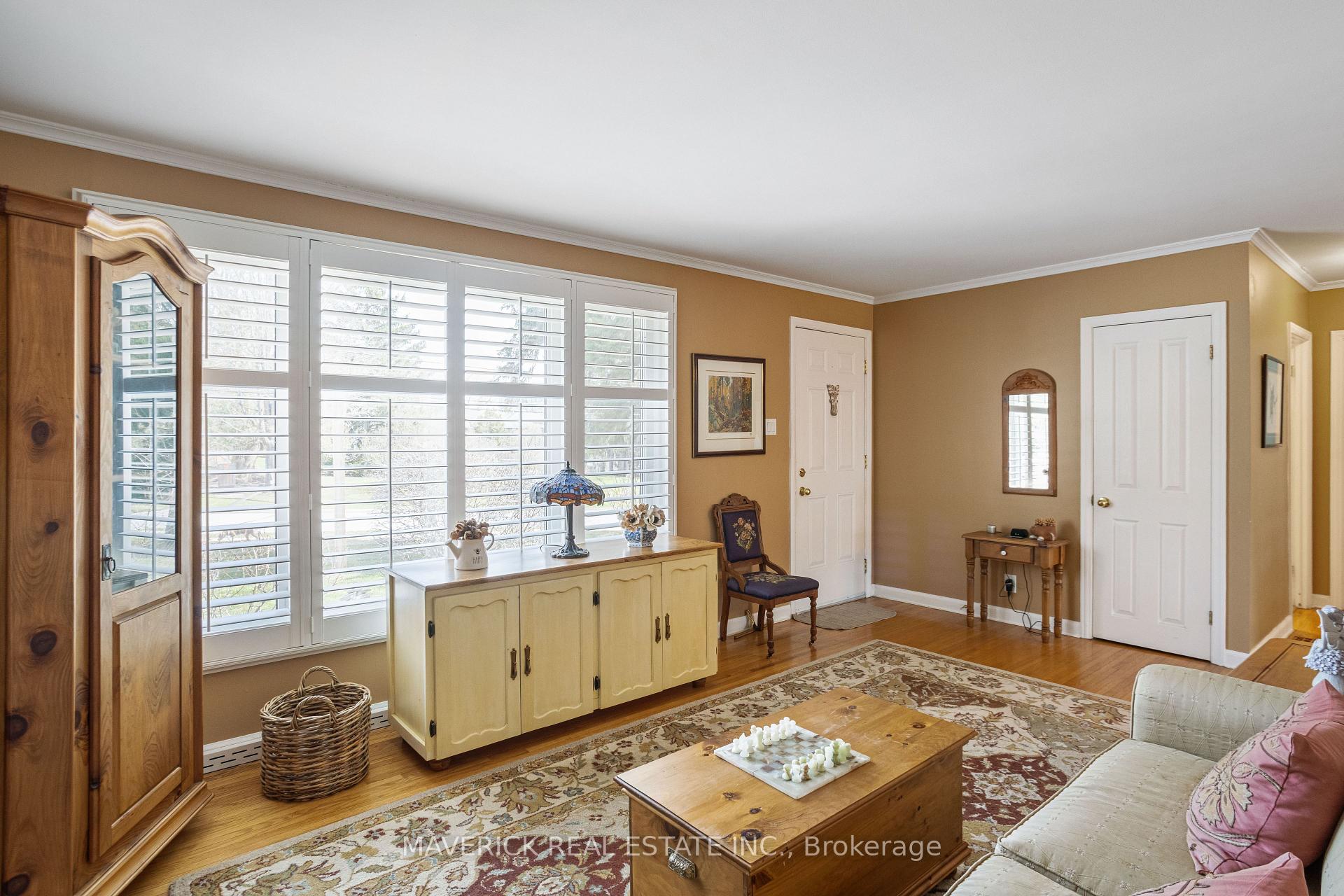 Photo 10 of 16 Crescent Avenue, Central Elgin, Lynhurst — HOMEH