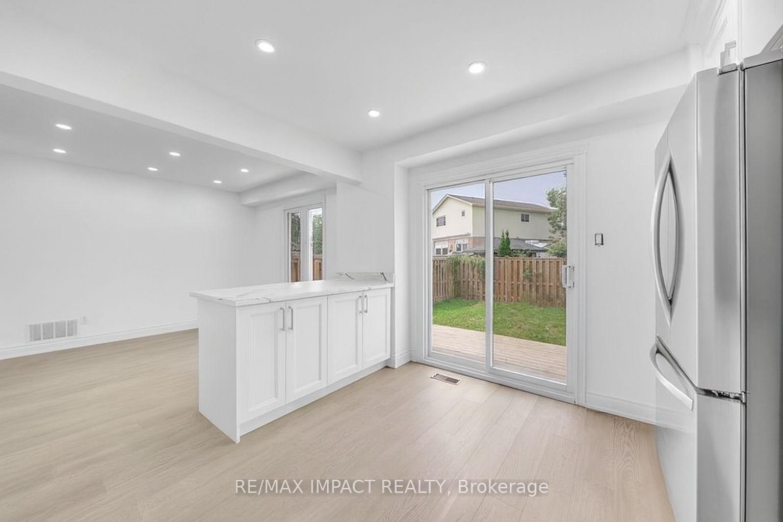 Photo 3 of 77 Stuart Road, Clarington, Courtice — HOMEH