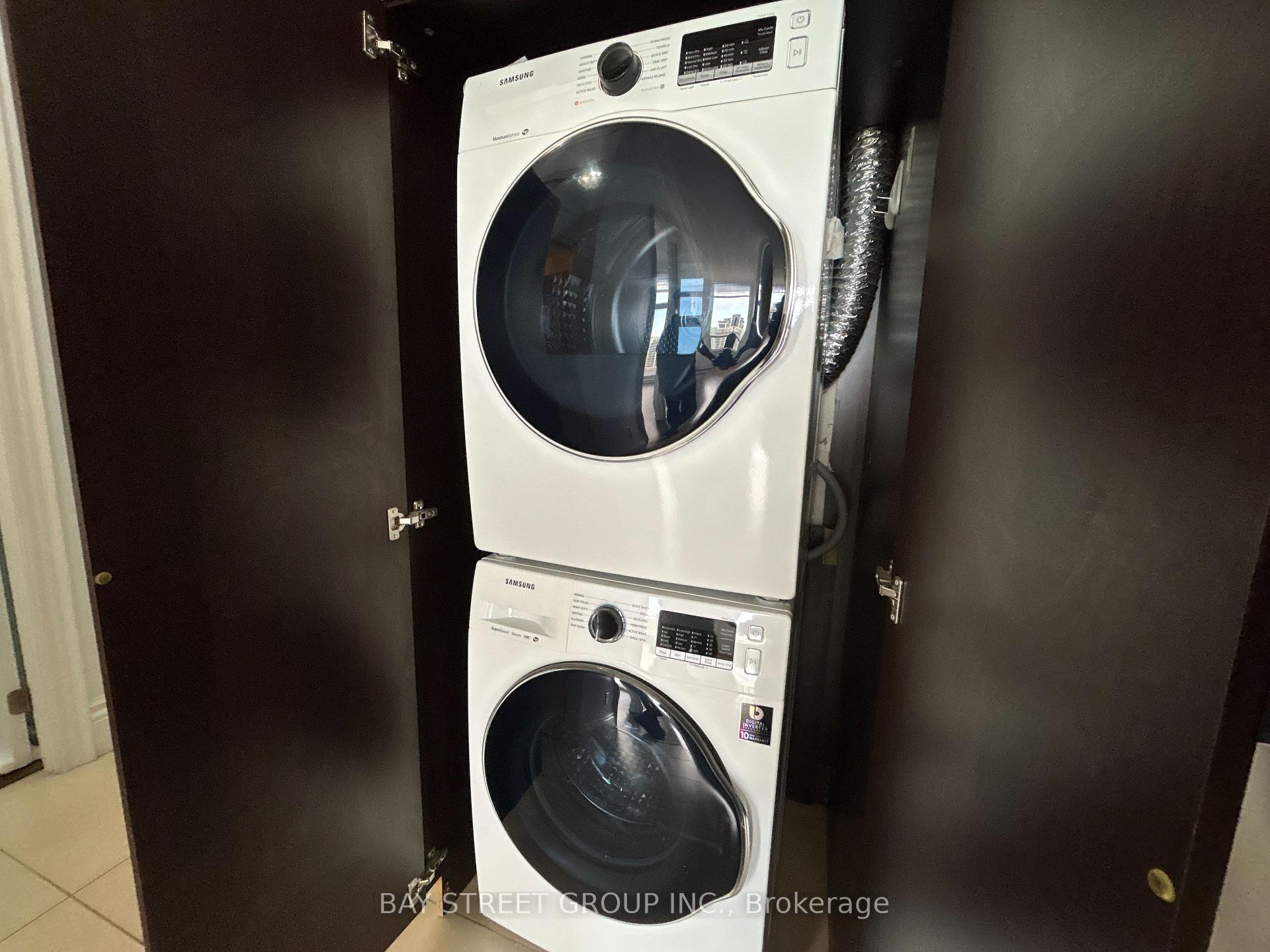 Photo 15 of Unit Uph1, 39 Galleria Parkway, Markham, Commerce Valley — HOMEH
