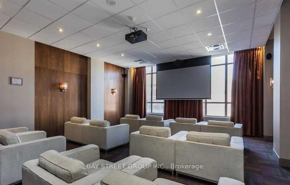 Photo 17 of Unit Uph1, 39 Galleria Parkway, Markham, Commerce Valley — HOMEH