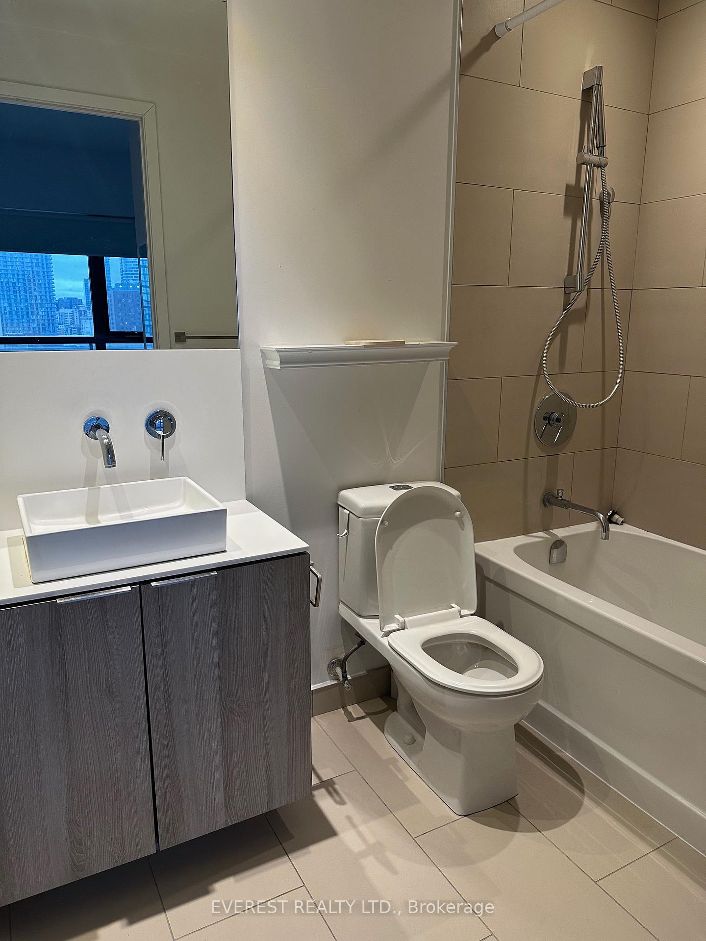 Photo 14 of Unit 1707, 159 Dundas Street E, Toronto, Church-Yonge Corridor — HOMEH