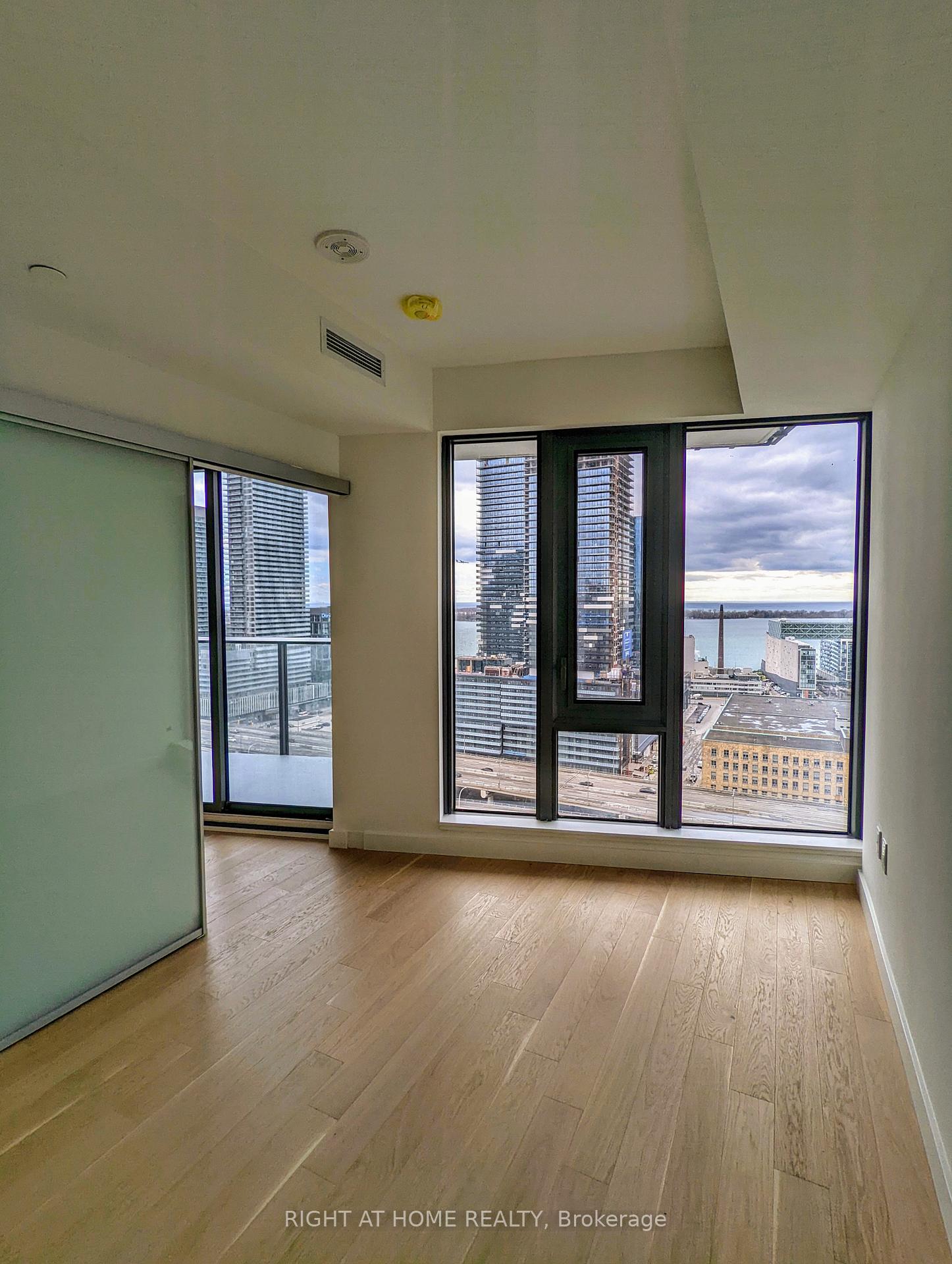 Photo 6 of Unit 2204, 2A Church Street, Toronto, Waterfront Communities — HOMEH