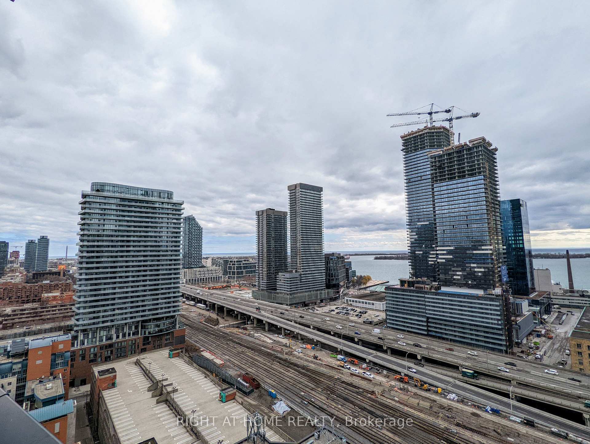 Photo 8 of Unit 2204, 2A Church Street, Toronto, Waterfront Communities — HOMEH