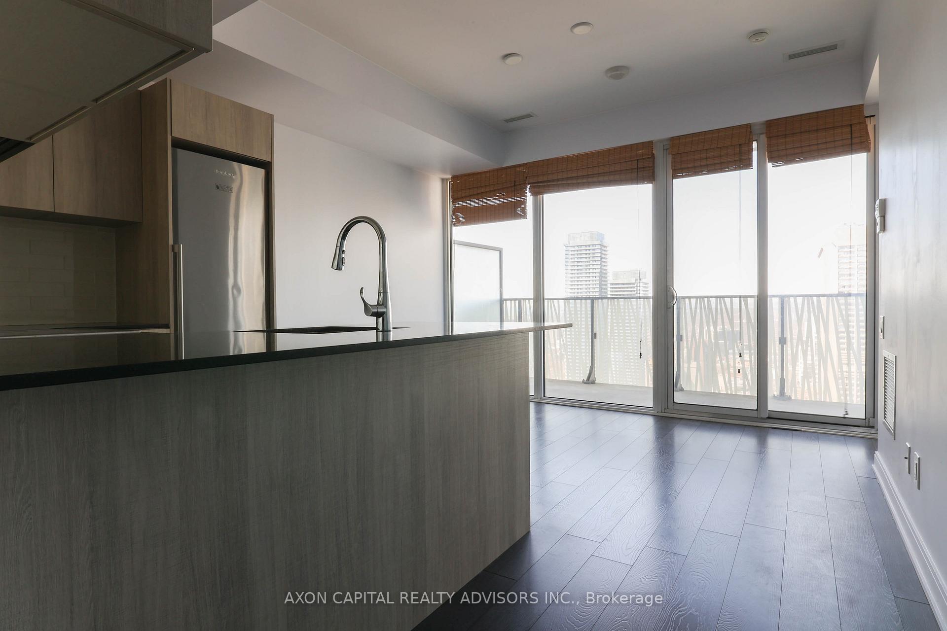 Photo 7 of Unit 4004, 42 Charles Street E, Toronto, Church-Yonge Corridor — HOMEH