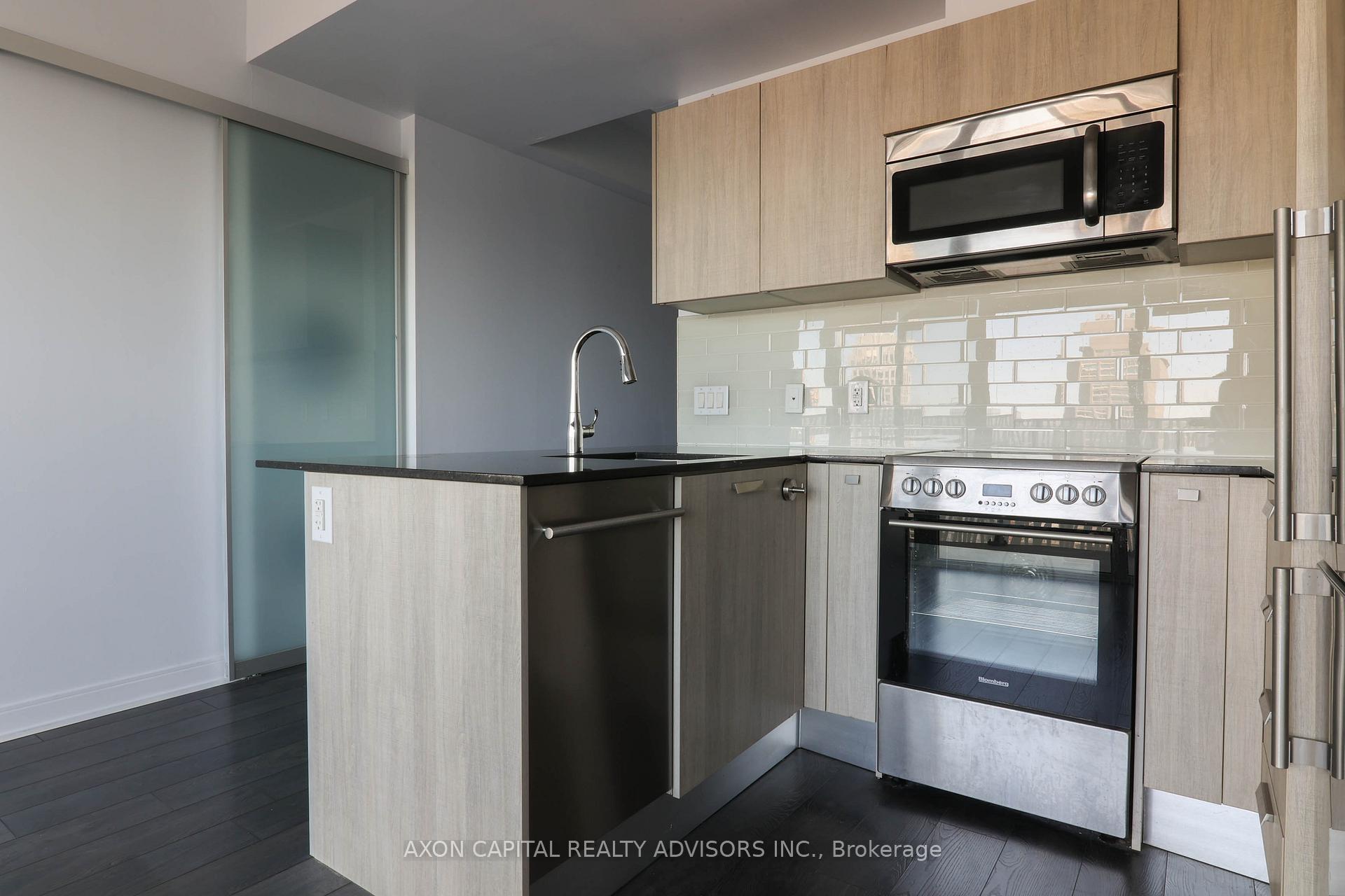 Photo 11 of Unit 4004, 42 Charles Street E, Toronto, Church-Yonge Corridor — HOMEH