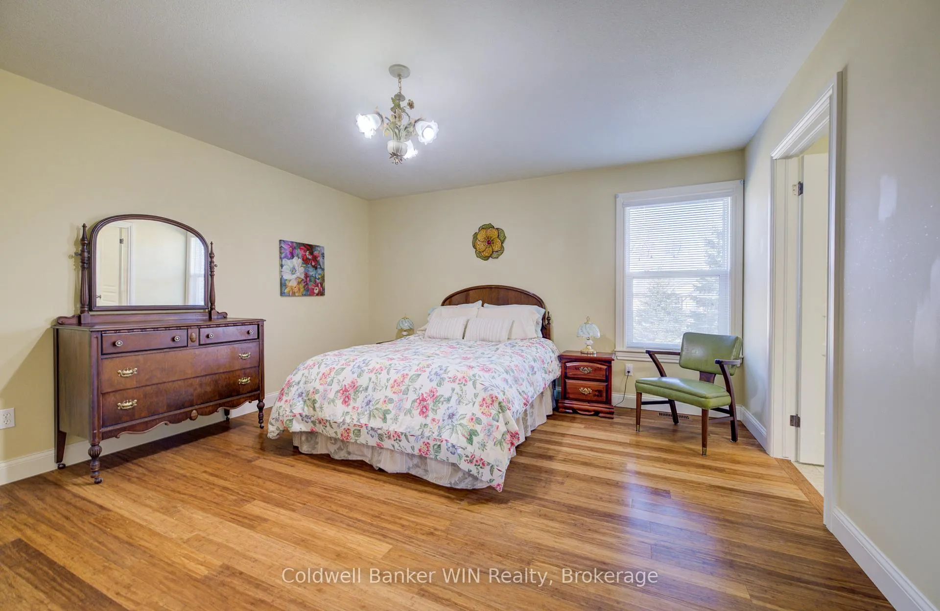 Photo 18 of 34 Regency Drive, Minto — HOMEH