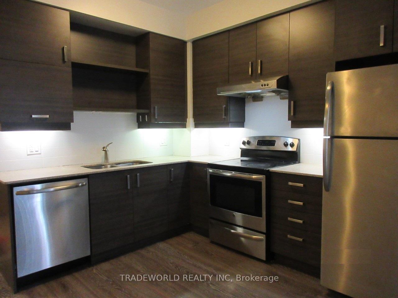 Photo 8 of Unit 307, 8200 Birchmount Road, Markham, Unionville — HOMEH