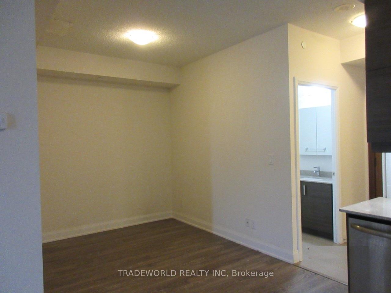 Photo 12 of Unit 307, 8200 Birchmount Road, Markham, Unionville — HOMEH