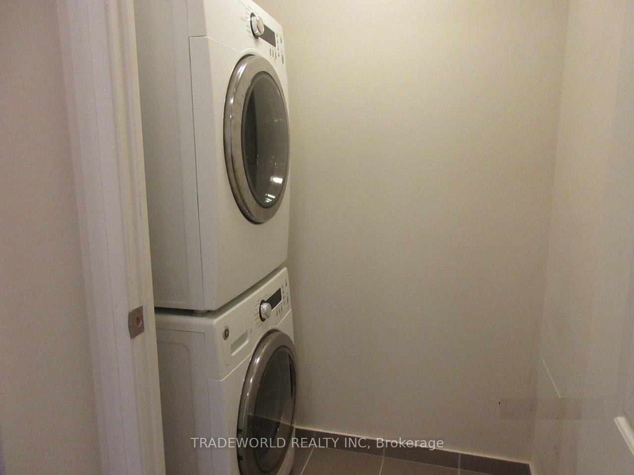 Photo 15 of Unit 307, 8200 Birchmount Road, Markham, Unionville — HOMEH