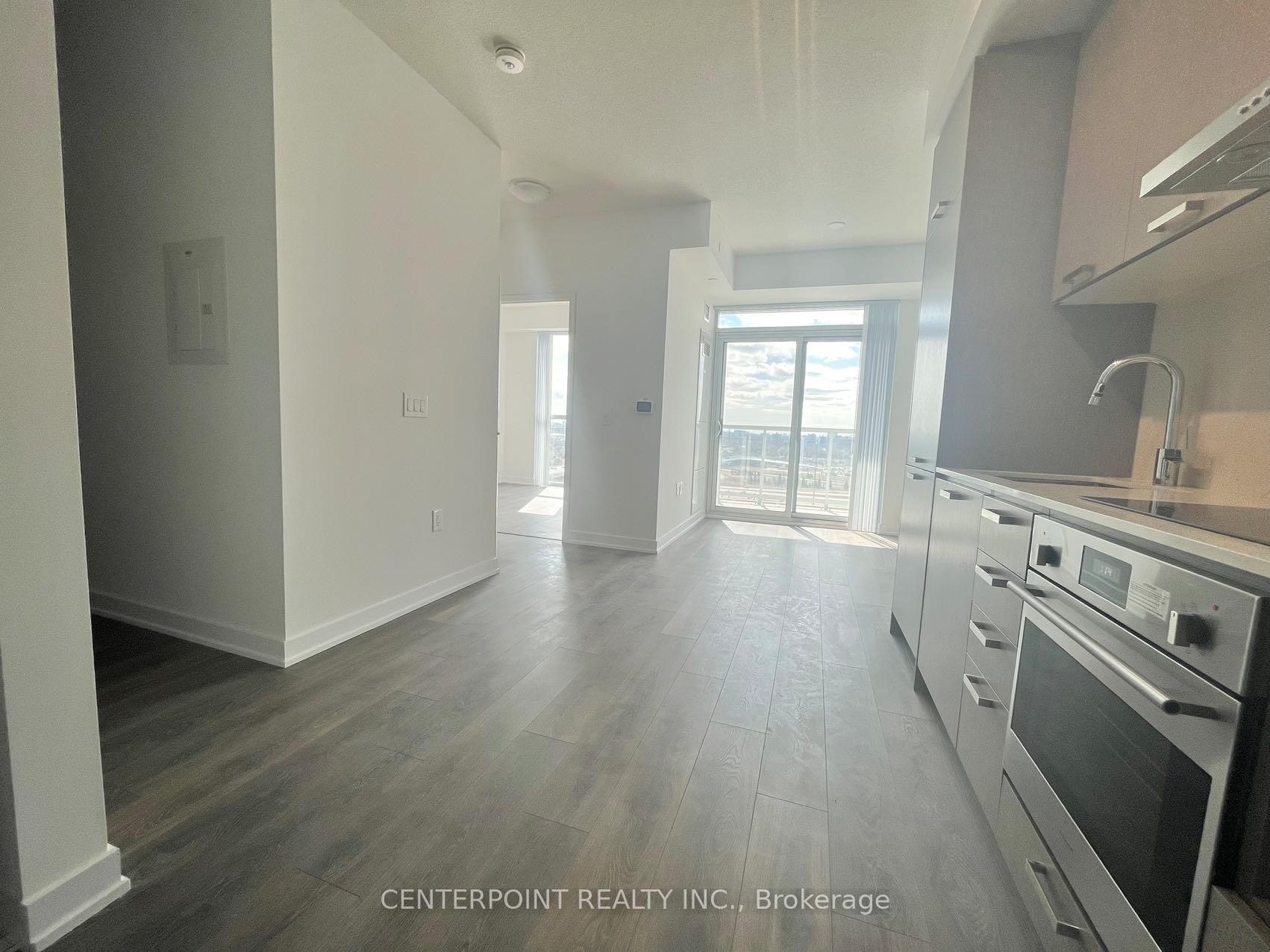 Photo 3 of Unit 1705, 38 Honeycrisp Crescent, Vaughan, Vaughan Corporate Centre — HOMEH