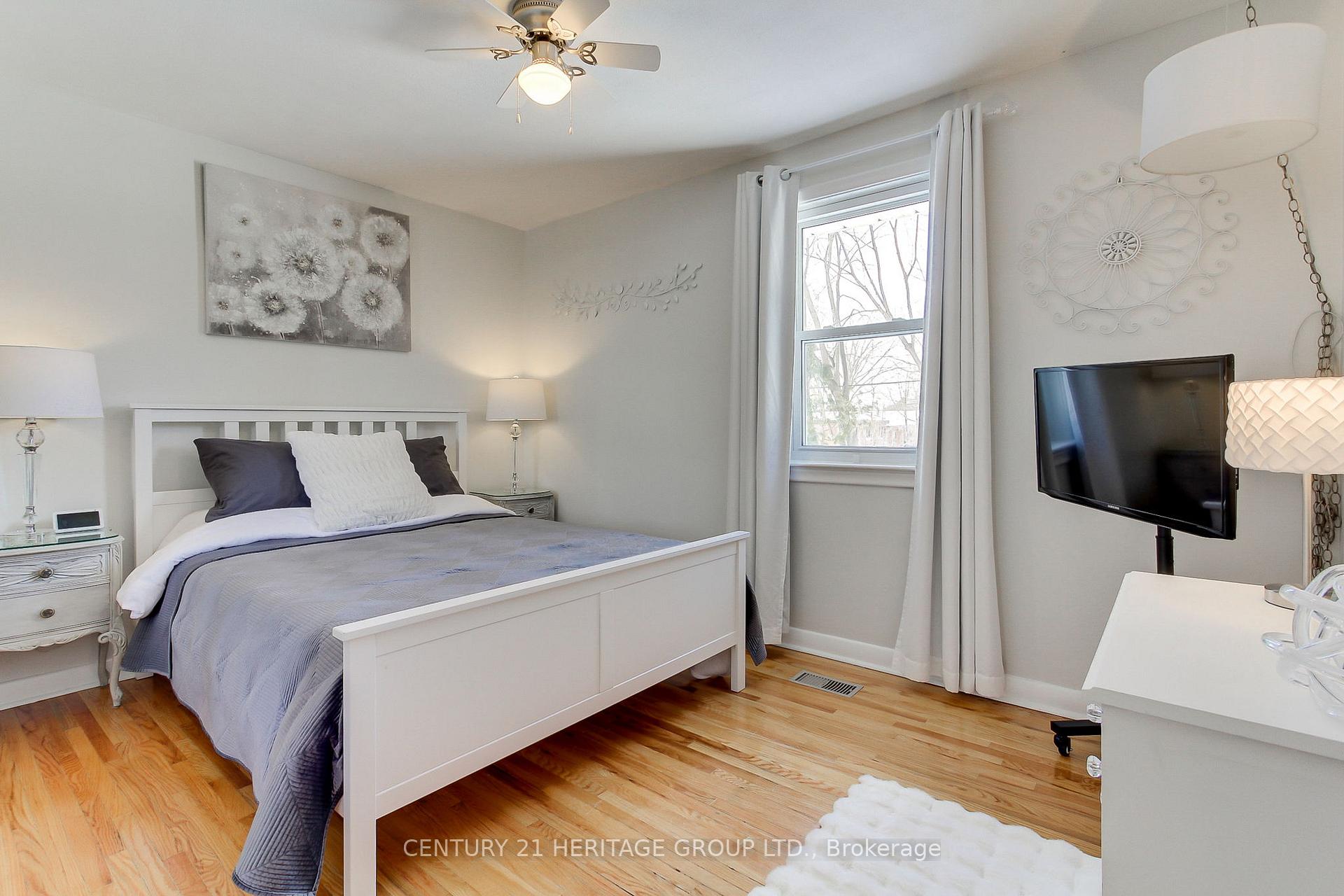 Photo 16 of 12 Duffin Street, Ajax, Central West — HOMEH