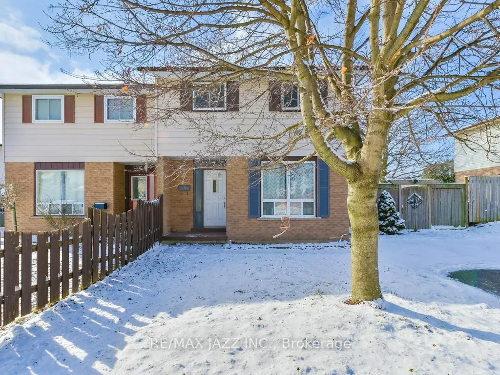 Photo 3 of 75 Loscombe Drive, Clarington, Bowmanville — HOMEH