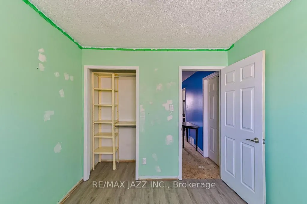 Photo 23 of 75 Loscombe Drive, Clarington, Bowmanville — HOMEH