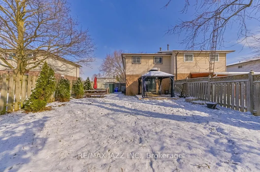 Photo 29 of 75 Loscombe Drive, Clarington, Bowmanville — HOMEH
