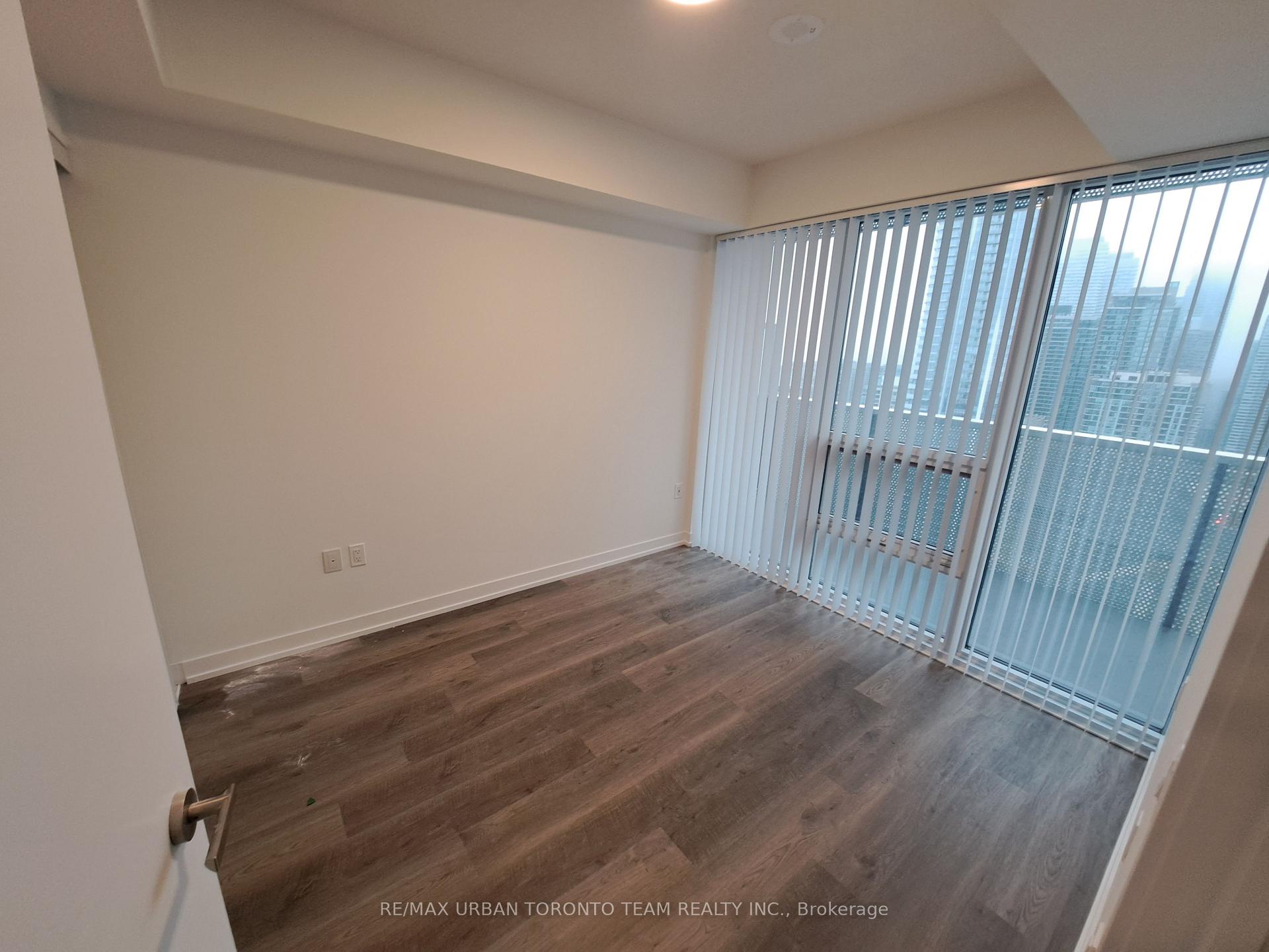 Photo 7 of Unit 4612, 55 Cooper Street, Toronto, Waterfront Communities — HOMEH