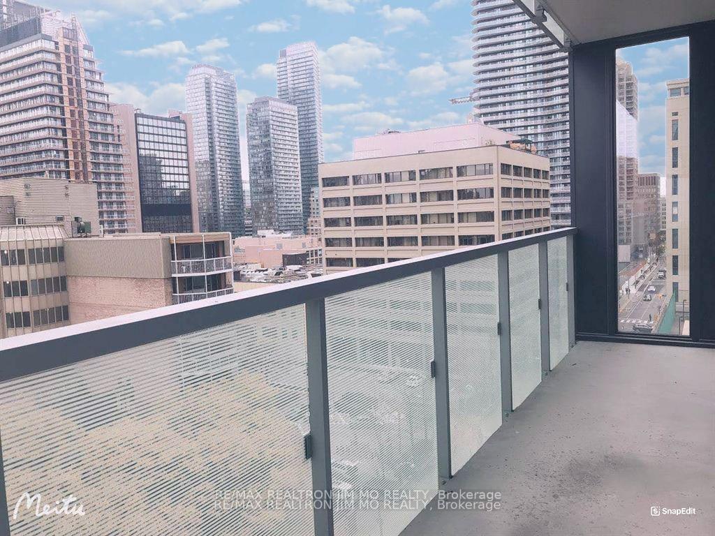 Photo 15 of Unit 802, 28 Wellesley Street E, Toronto, Church-Yonge Corridor — HOMEH