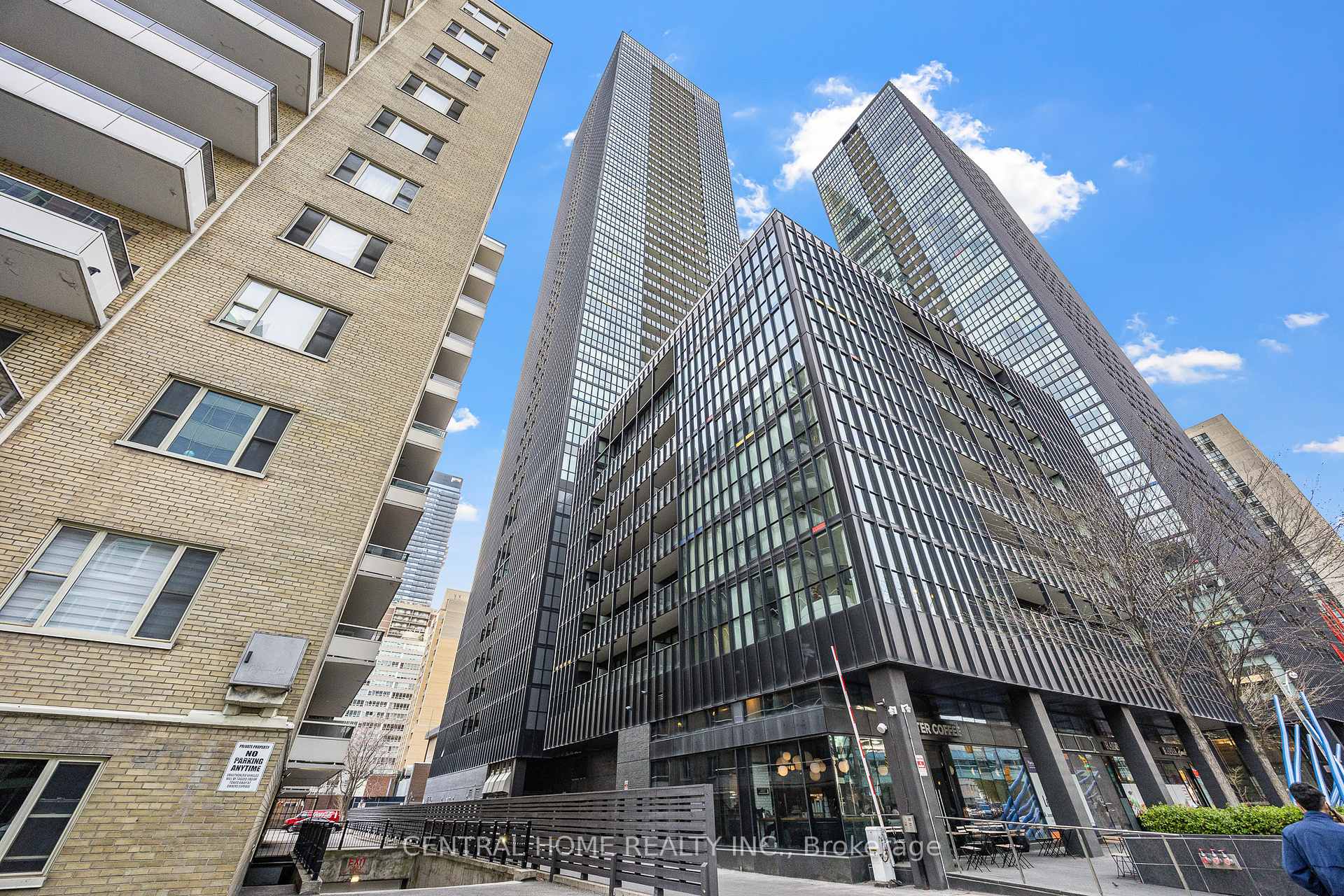 Photo 21 of Unit 3708, 101 Charles Street E, Toronto, Church-Yonge Corridor — HOMEH
