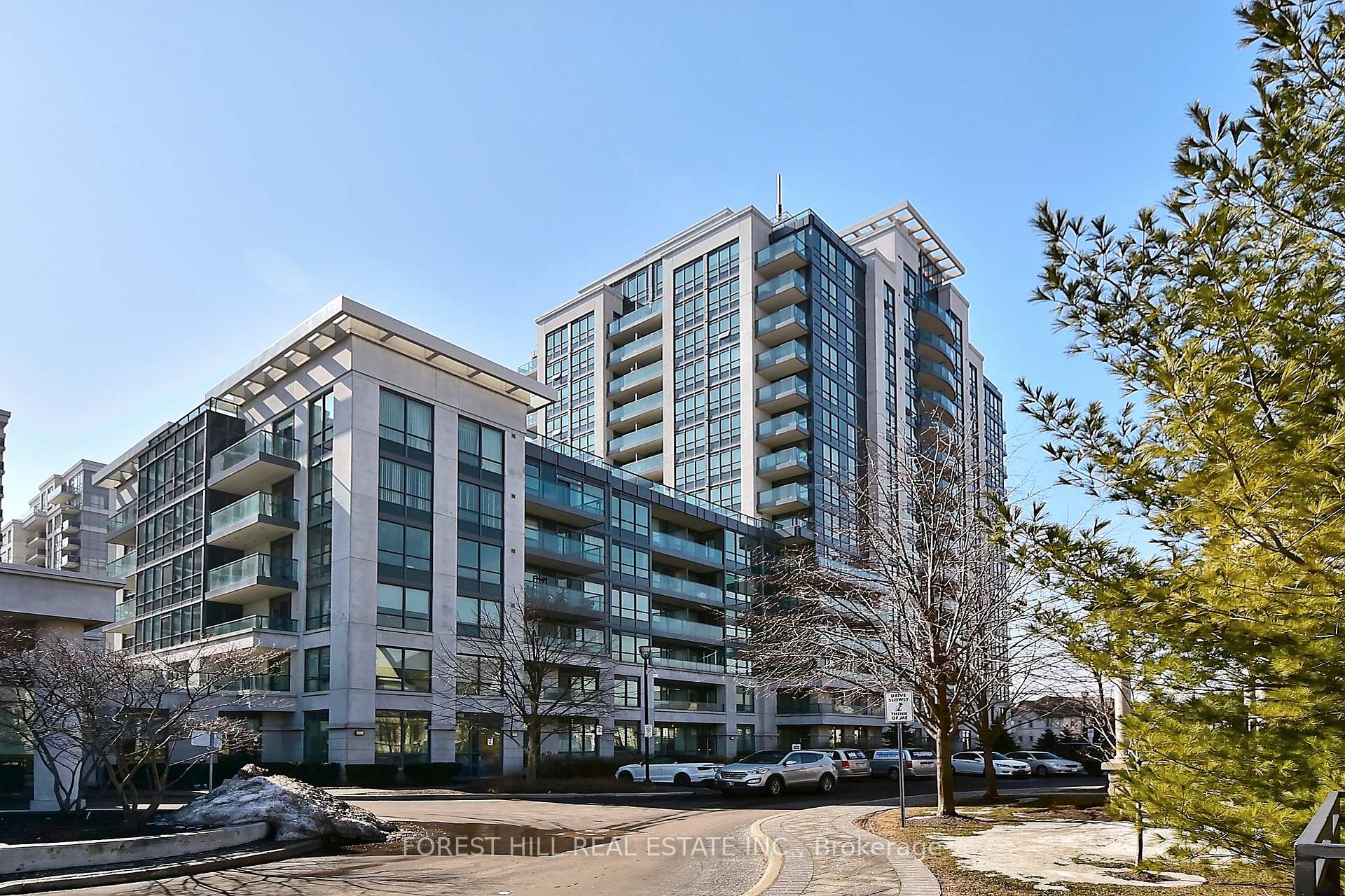 Photo 1 of Unit 209, 30 North Park Road, Vaughan, Beverley Glen — HOMEH