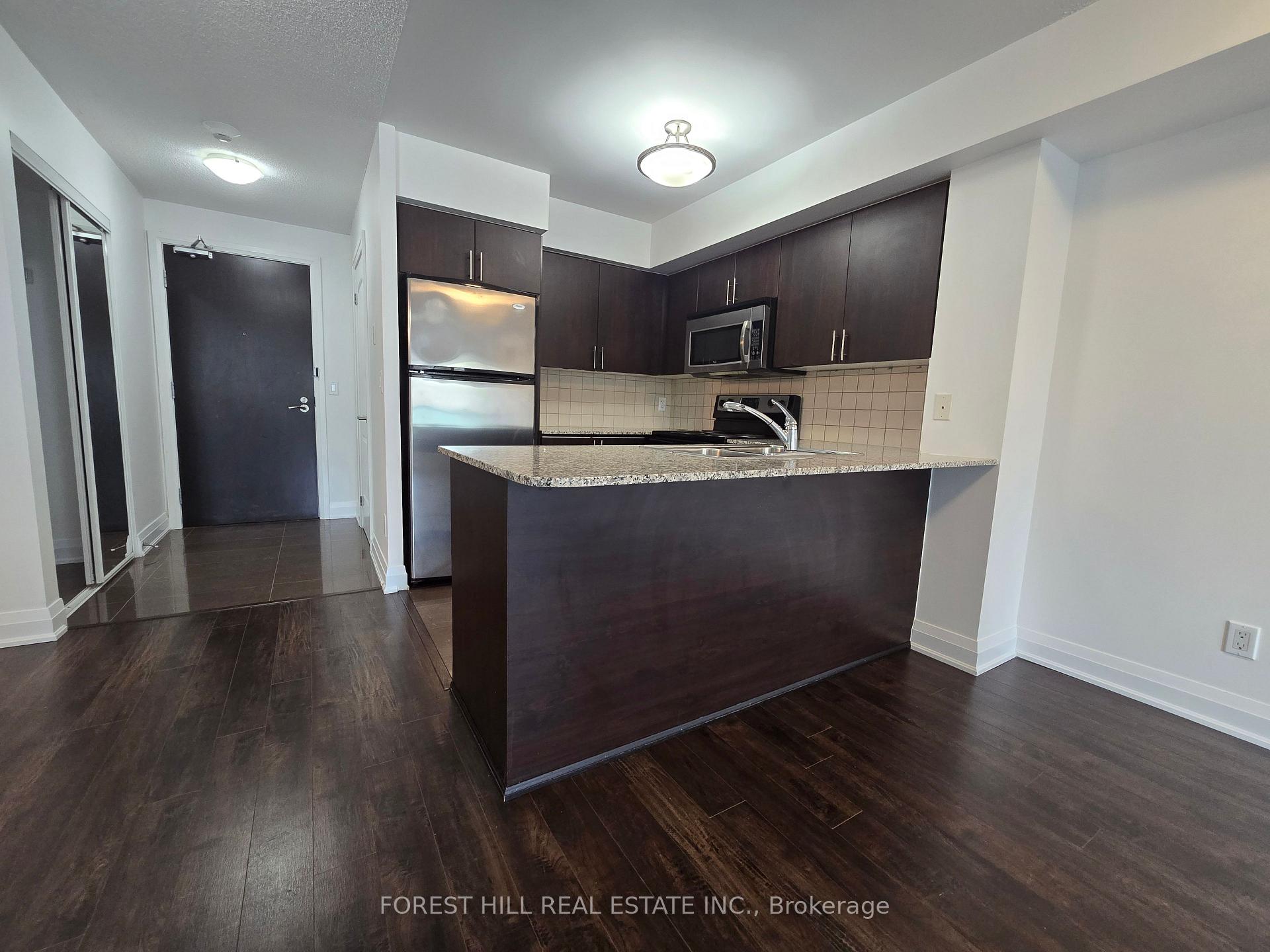 Photo 2 of Unit 209, 30 North Park Road, Vaughan, Beverley Glen — HOMEH