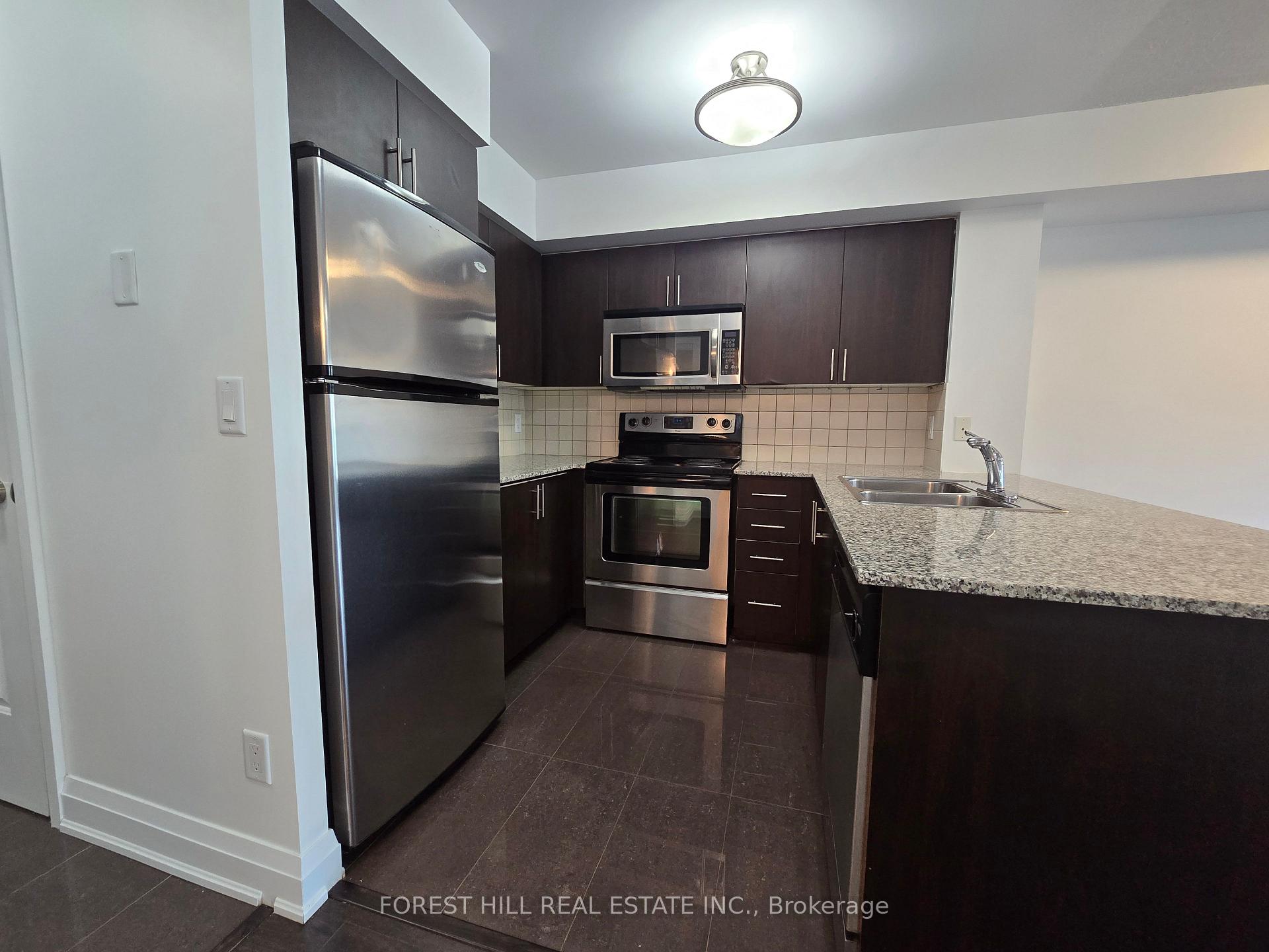Photo 3 of Unit 209, 30 North Park Road, Vaughan, Beverley Glen — HOMEH