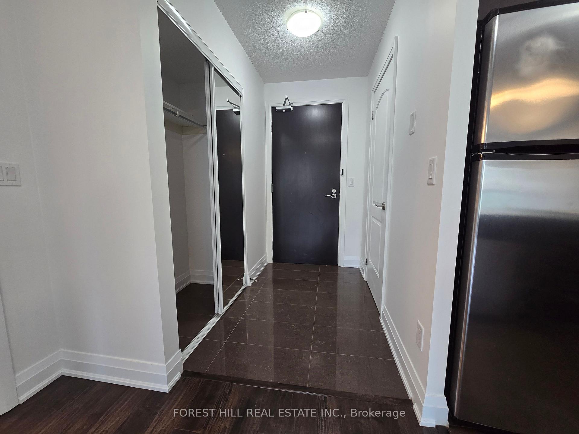 Photo 4 of Unit 209, 30 North Park Road, Vaughan, Beverley Glen — HOMEH