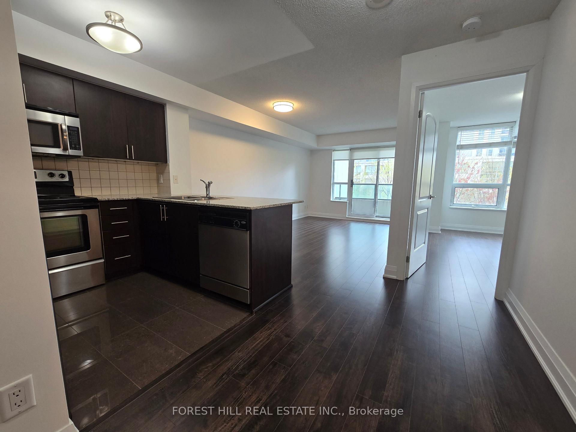 Photo 6 of Unit 209, 30 North Park Road, Vaughan, Beverley Glen — HOMEH